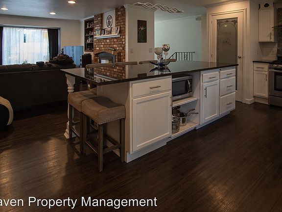 4th image of 5323 97th Avenue Ct W