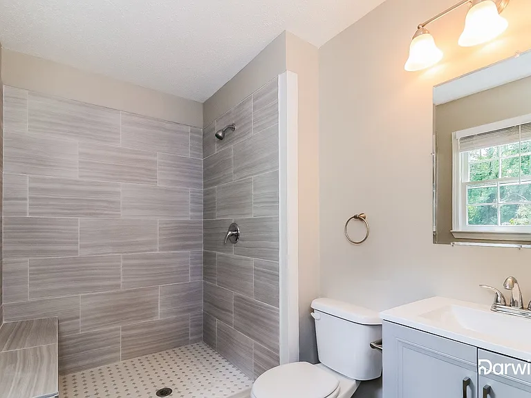 33 Fox Ridge Ct — Photo 12