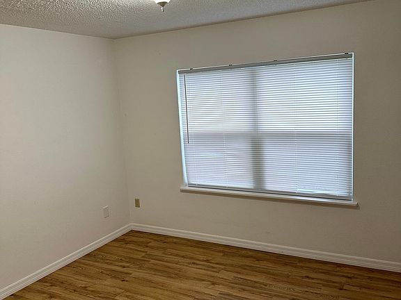 5th image of 3313 Vishaal Dr
