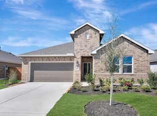 698 Daniels Lake Ln, Dayton, TX 77535