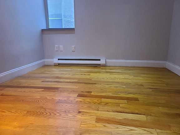 4th image of 220 W 107th St #4P