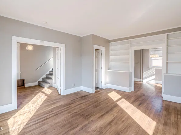 110 2nd St NW, Mandan, ND 58554