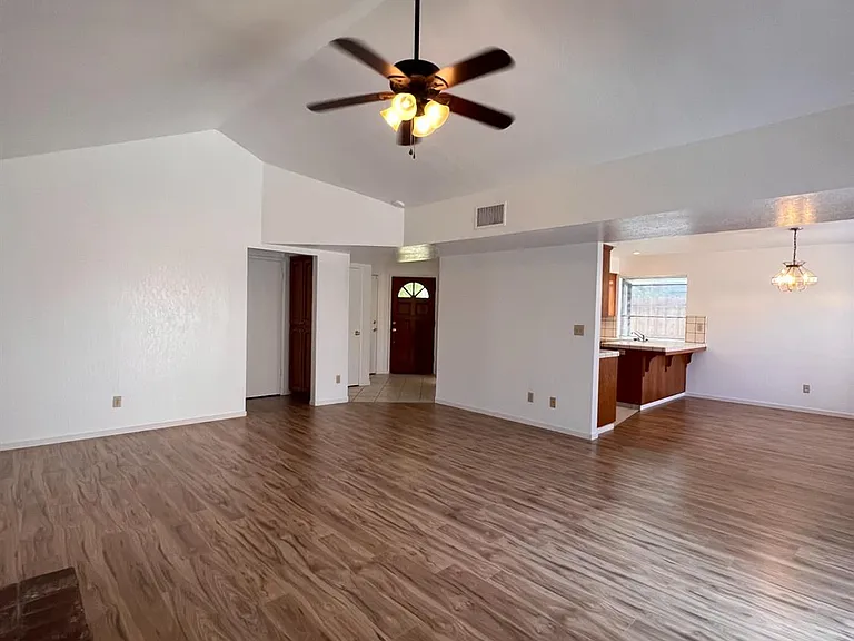 479 E Alluvial Ave #103 — Photo 5