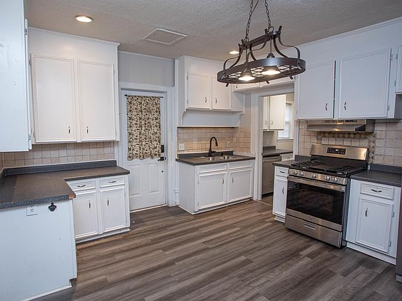 2nd image of 620 McRae Rd