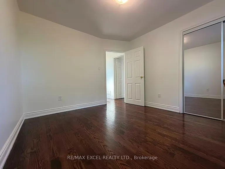 83 Marilake Dr #MAIN FLOOR — Photo 26