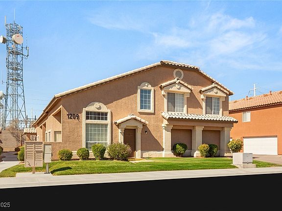 2nd image of 1209 Emerywood Ct