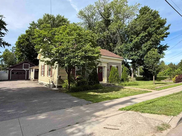 15 E Main St, Canton, NY 13617