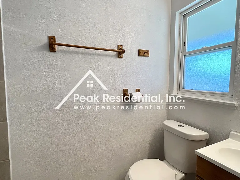 7417 Amherst St — Photo 25