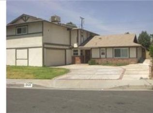 3425 Meadowview Dr, Riverside, CA 92503