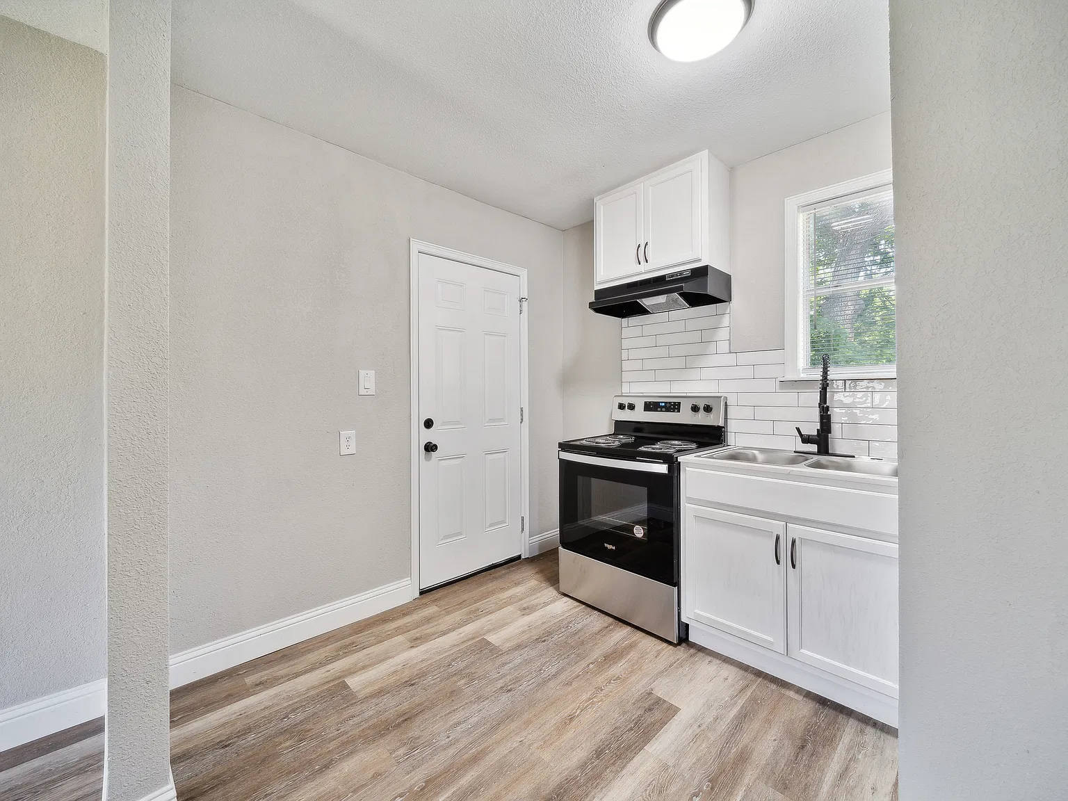 1 bed, 500 sqft, $775 — Photo 3