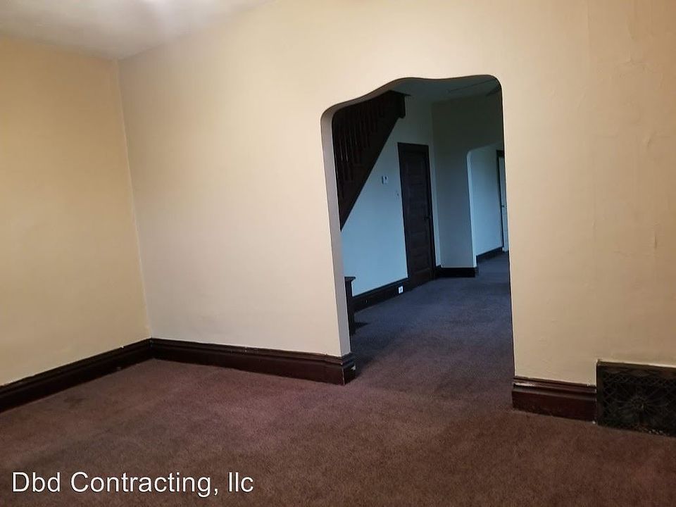 2nd image of 2418 John St