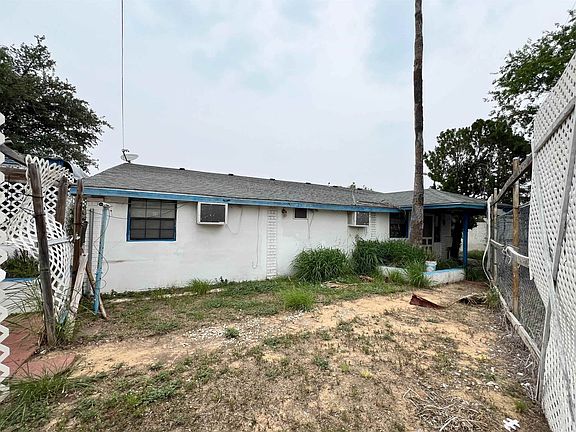 2nd image of 248 E Park Dr
