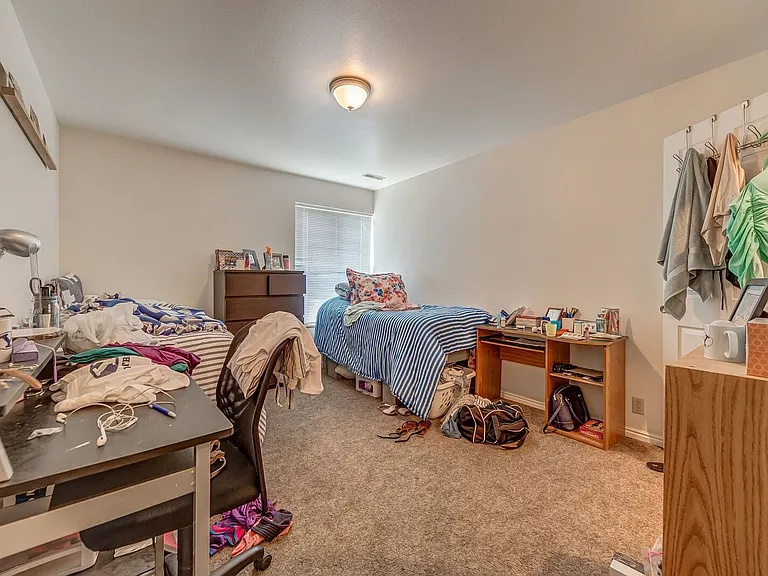 267 E 500 N #66 — Photo 9