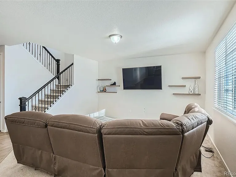 1845 Tinker Dr — Photo 9