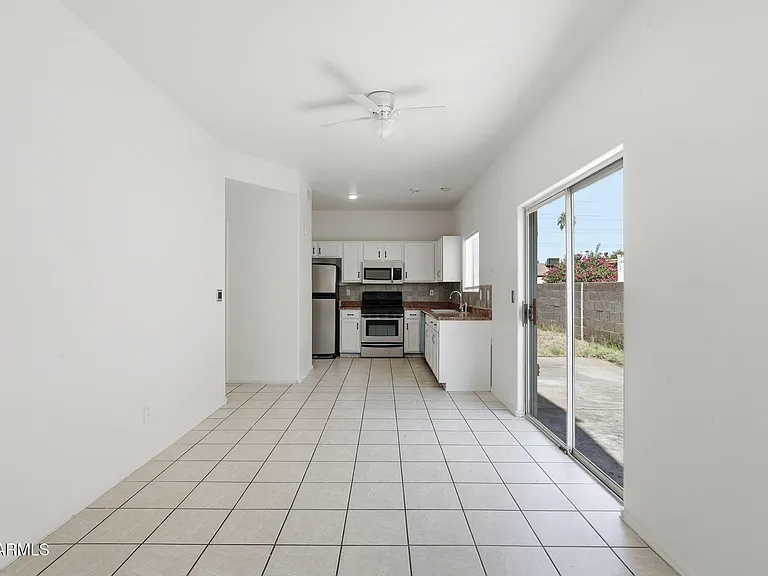 1026 W Libra Dr — Photo 11