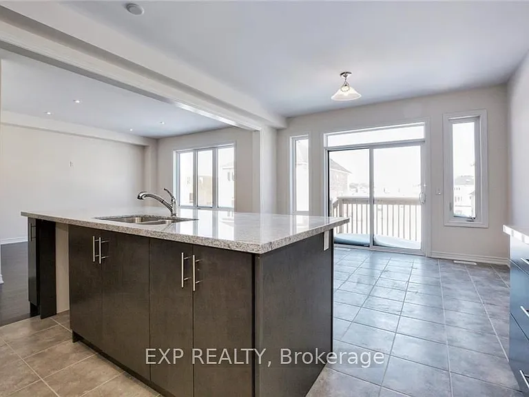 39 Morrison Dr — Photo 5