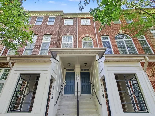 12450 Liberty Bridge Rd #A, Fairfax, VA 22033