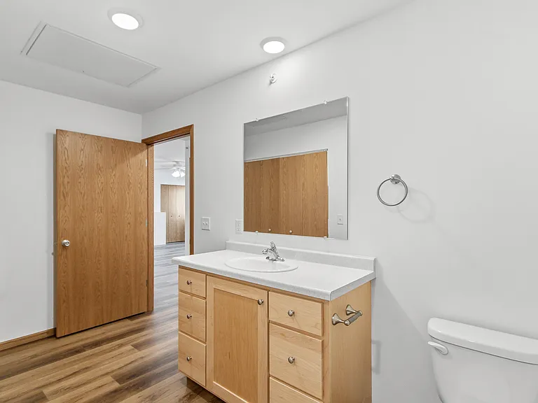1360 Bayberry Ln #302 — Photo 10