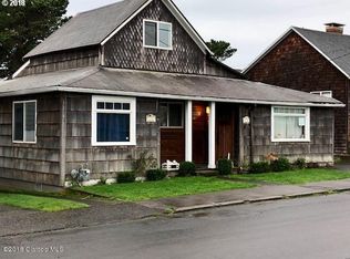 131 4th Ave, Seaside, OR 97138