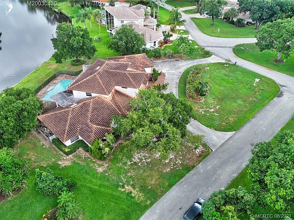 3rd image of 7211 Elyse Cir