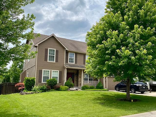 1st image of 813 Cottonwood Dr