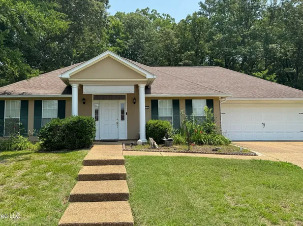 310 Afton Dr, Brandon, MS 39042