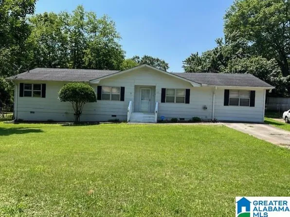 737 Dauphine Dr, Birmingham, AL 35214