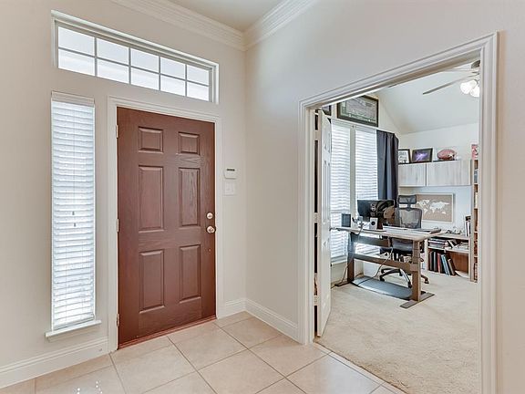 3rd image of 2692 Waterway Dr