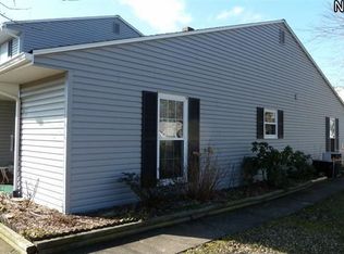 8088 Puritan Dr APT D, Mentor, OH 44060
