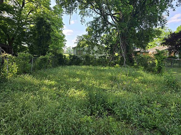 2nd image of 2498 E Vandale Ave