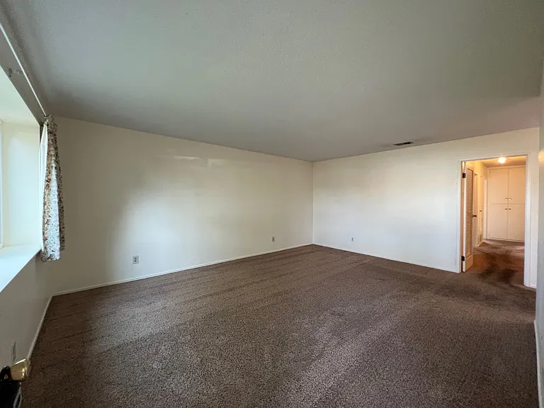 1308 W Lime Ave — Photo 2