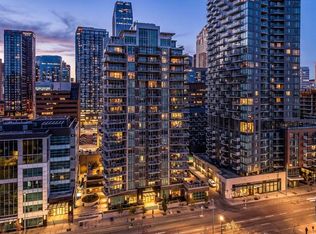 530 S 12th Ave SW #203, Calgary, AB T2R 0B1