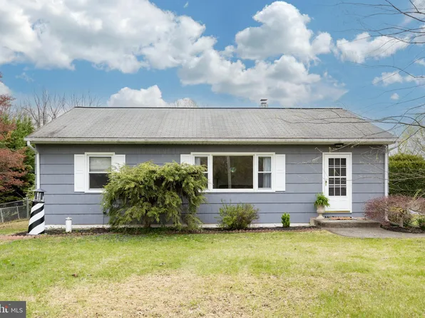 897 Old Schuylkill Rd, Pottstown, PA 19465