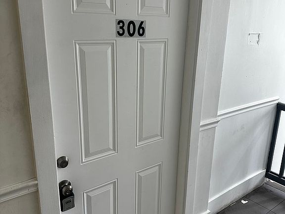 5th image of 1129 NW 3rd St APT 306