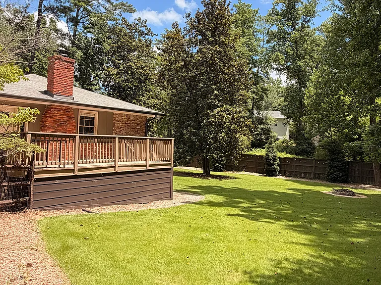 4000 Lower Roswell Rd — Photo 10