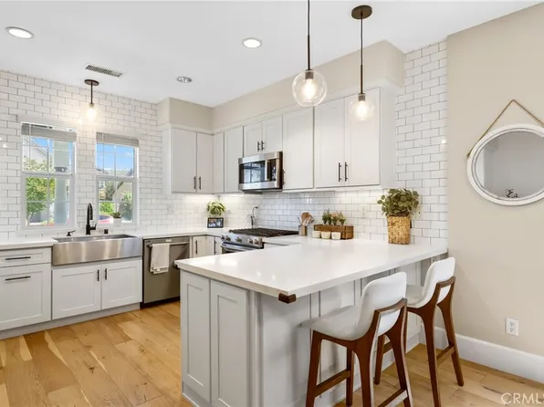1345 Sun Dial Dr, Tustin, CA 92782