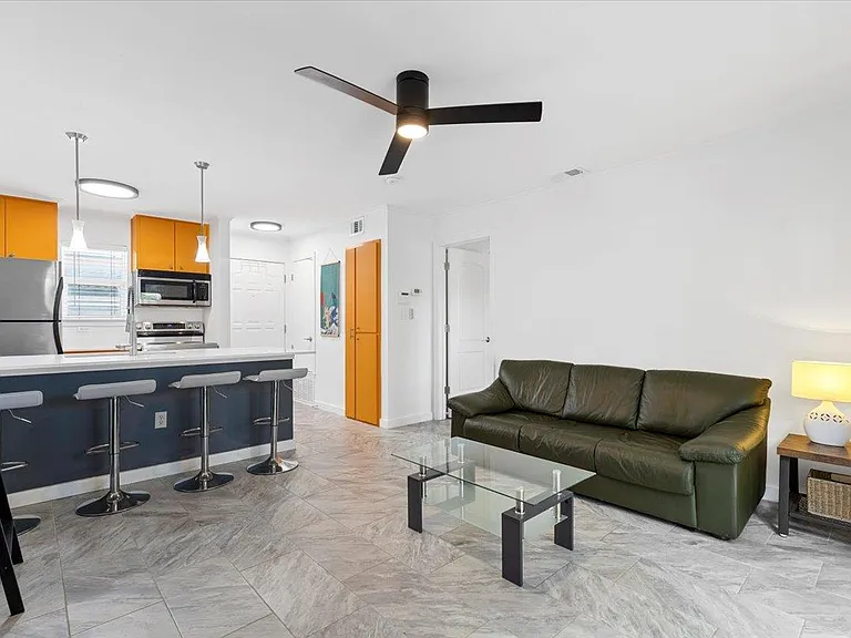 1422 Collier St #103 — Photo 12