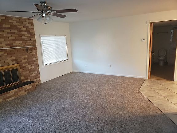 3rd image of 870 Hinford Ave