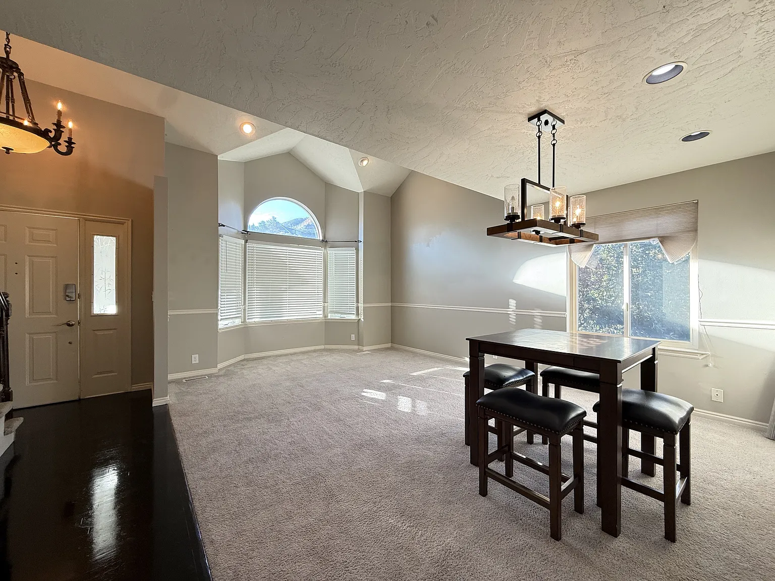 3408 Huntington Drive - House — Photo 4