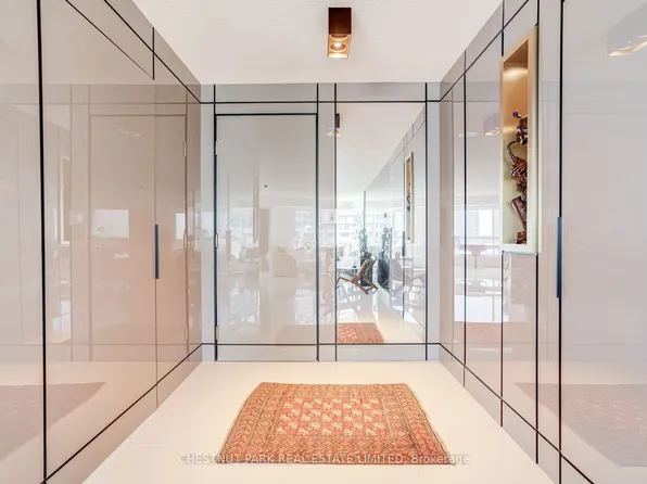 2111 Lake Shore Blvd W #1208, Toronto, ON M8V 4B2