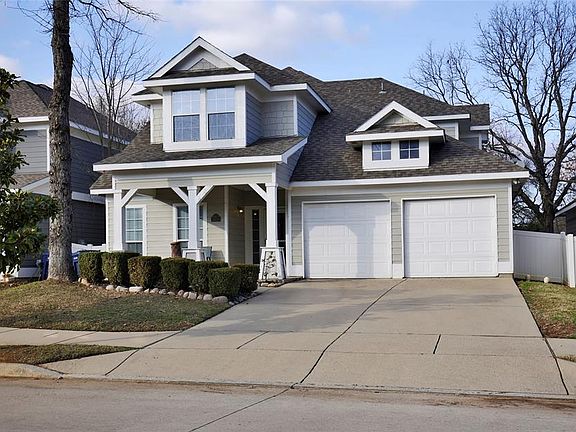 3rd image of 9907 Marthas Vineyard Cir
