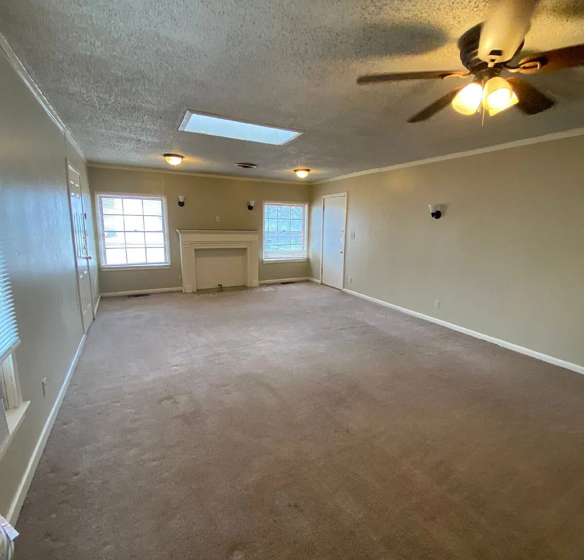 2 bed, 1.0 bath, 800 sqft, $725 — Photo 3