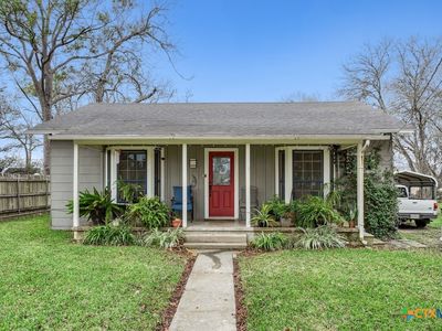 106 Duke St, Yoakum, TX, 77995