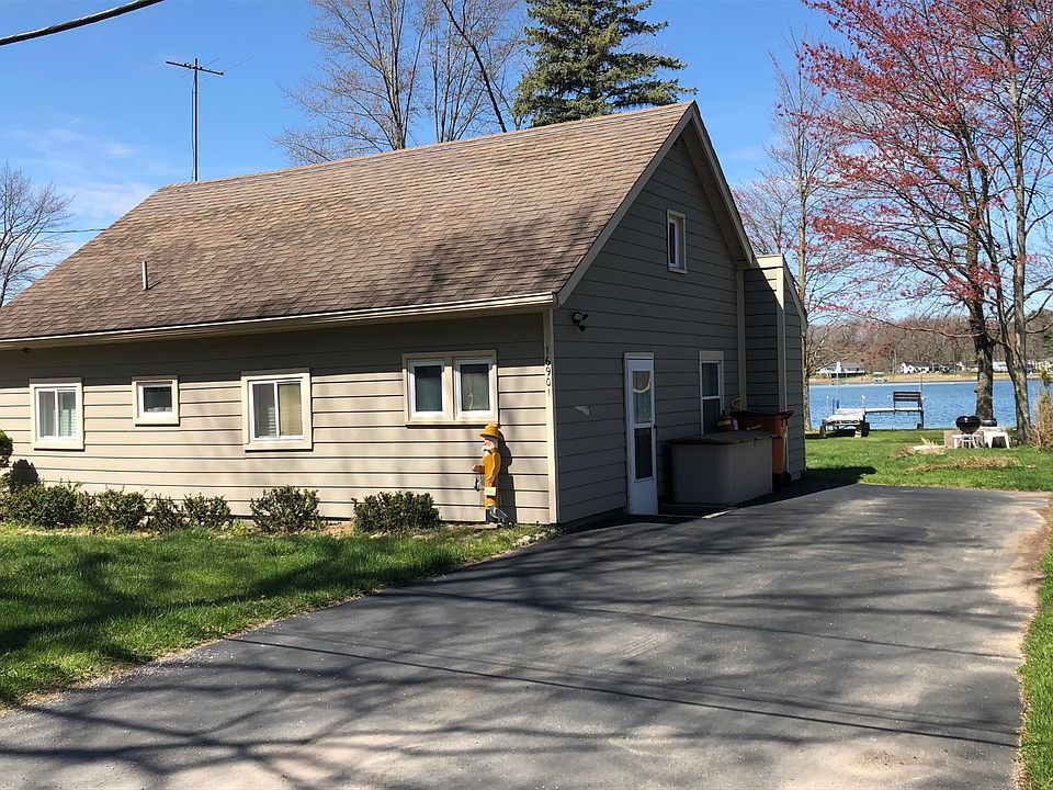 1st image of 16901 Shawano Dr NE