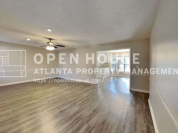 5th image of 208 Emerald Cove Ln