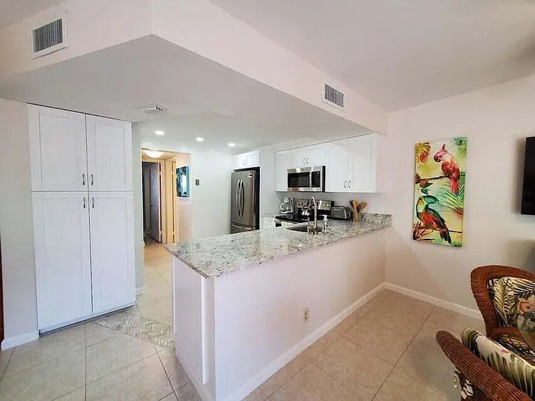 1605 S US Highway 1 #F203 — Photo 14
