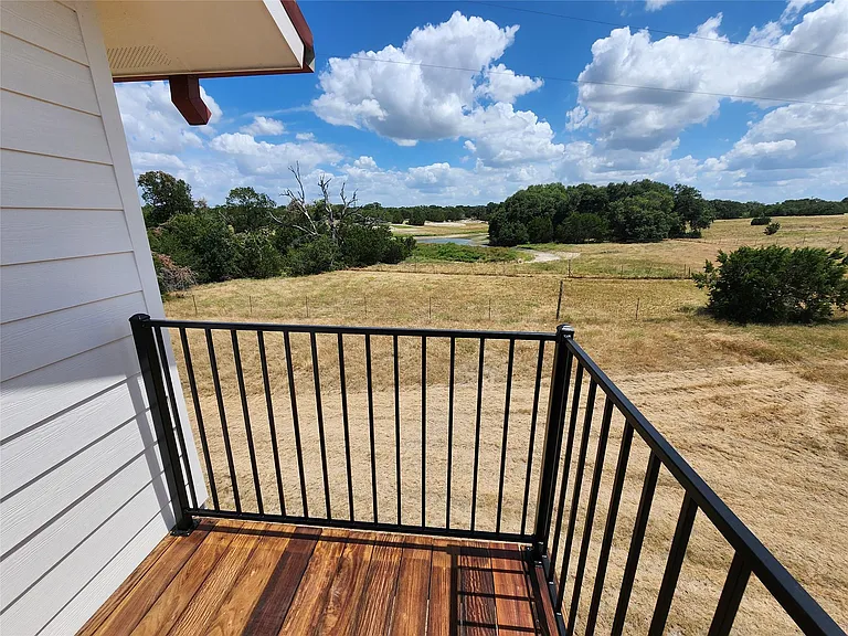 500 Spring Creek Rd — Photo 35