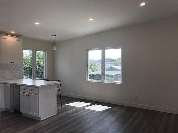 2nd image of 12928 Maxella Ave