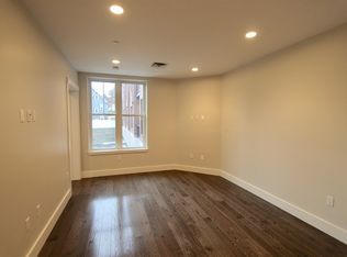 374 McGrath Hwy, Somerville, MA 02143