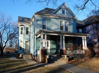 408 E Walnut St #6, Bloomington, IL 61701
